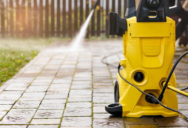 Best Driveway Pressure Washing  in Flint Hill, MO